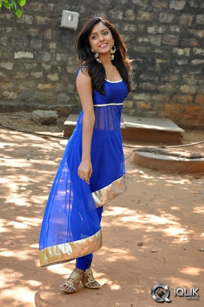 Vithika-Sheru-at-Paddanandi-Premalo-Mari-Movie-First-Look-Launch